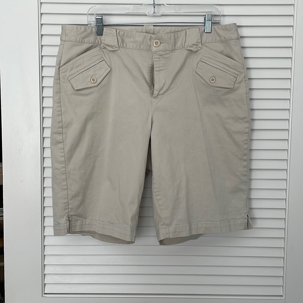 Fashion bug Shorts Size 18W